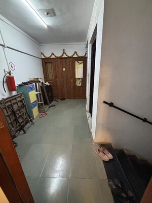 1.5 BHK Apartment For Sale in Raunak Towers Naupada, Naupada