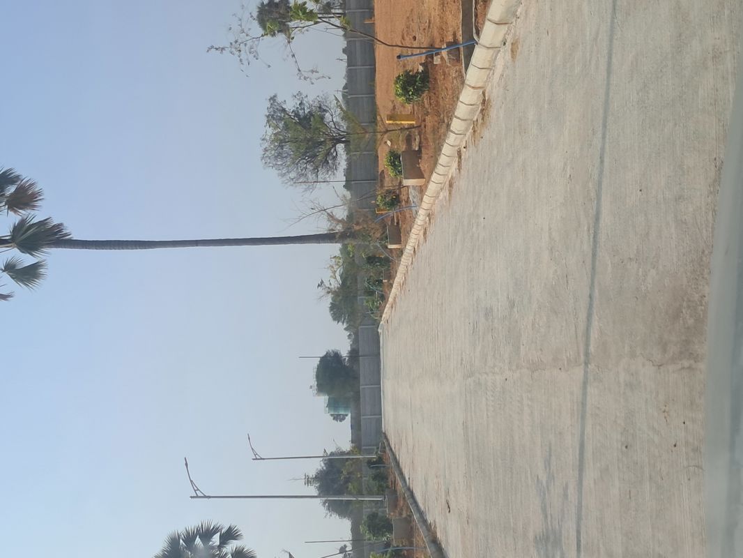 Plot For Sale in Unique Eastern Aavaasa