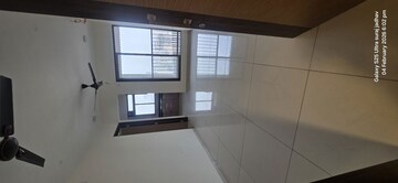 2 BHK Apartment For Rent in Chandak 34 Park Estate, Goregaon West