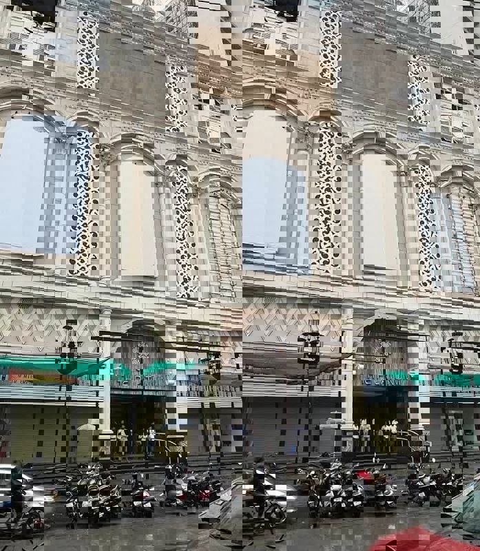 Retail Shop For Sale in Neo Platinum