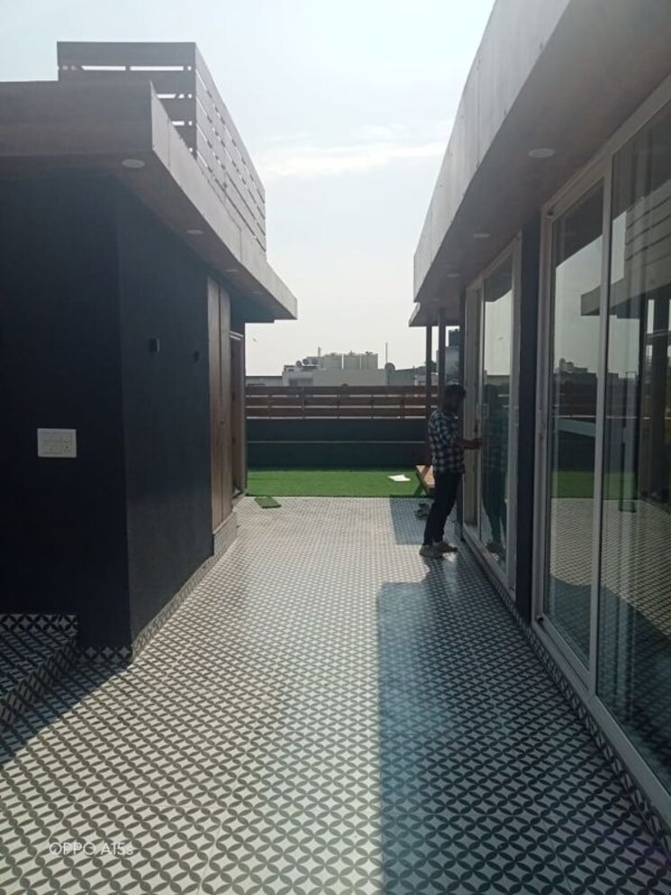 undefined, jasola 4 Bedroom 300 Sq.Yd. Apartment In Jasola Delhi 9904076