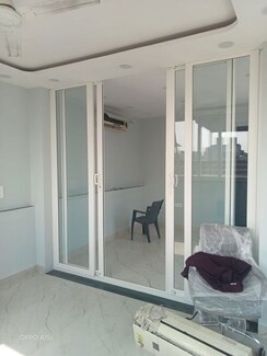 4 BHK + Servant Room Apartment For Sale in Jasola