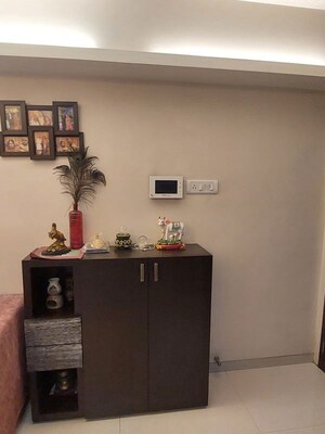 Furnished Amenities in 1 BHK Apartment at Dattani Park 7A, Kandivali East – for Sale