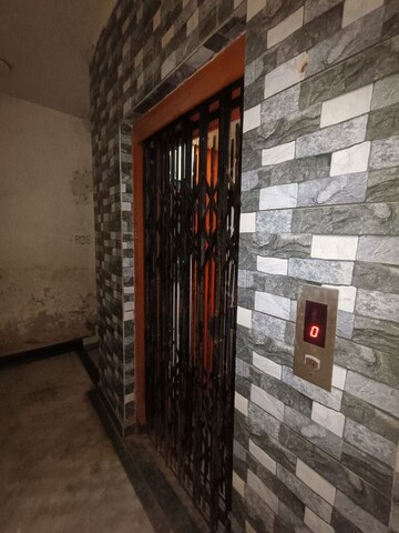  2 BHK Apartment at Green Park – for Sale