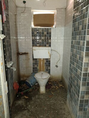 Bathroom in 2 BHK Apartment at Green Park – for Sale