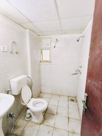 Bathroom in 2.5 BHK Apartment at Gaur City 5th Avenue, Sector 4 Greater Noida – for Rent