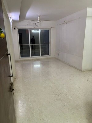 Room in 3 BHK Apartment at Andheri West – for Rent