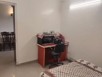 Bedroom in 4 BHK Apartment at Sector 21c – for Rent