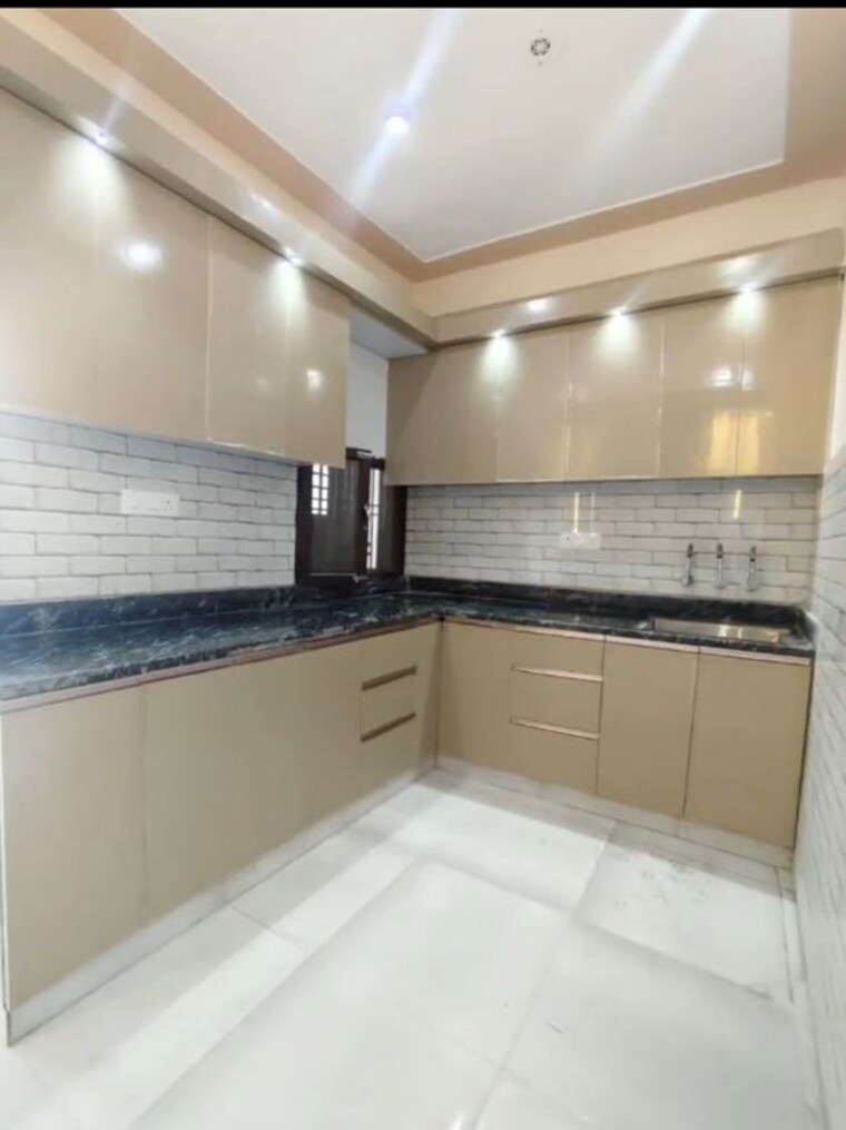 Kitchen, modipuram 2 Bedroom 900 Sq.Ft. Apartment In Modipuram Meerut 9904110