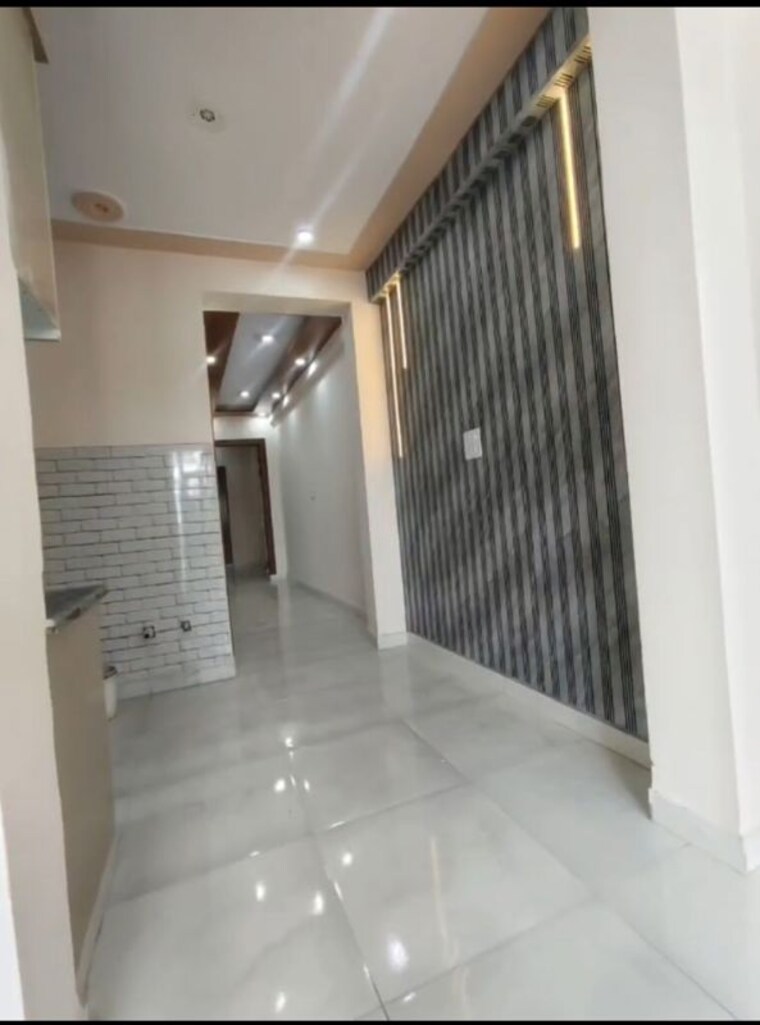 Balcony, modipuram 2 Bedroom 900 Sq.Ft. Apartment In Modipuram Meerut 9904110