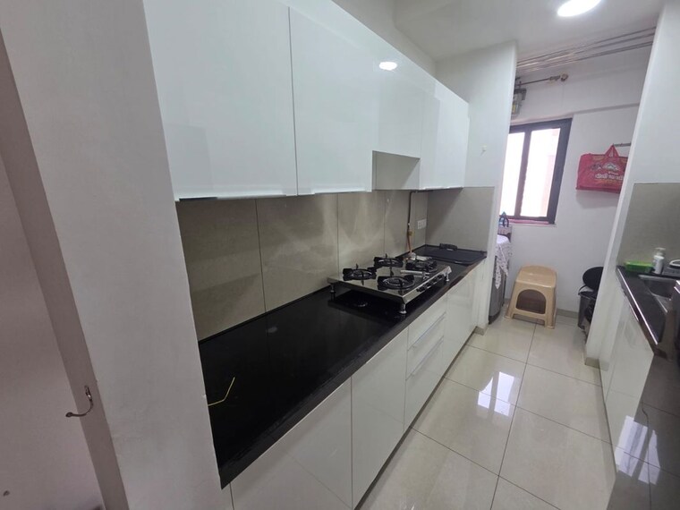 Kitchen, shapoorji-pallonji-vicinia 2 Bedroom 670 Sq.Ft. Apartment In Powai Mumbai 9904124