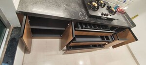 Furnished Amenities in 3 BHK Apartment at Kalpataru Immensa, Kolshet Road – for Rent