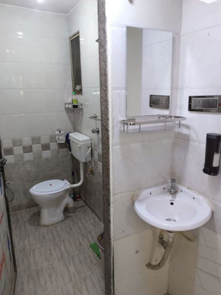 Bathroom, gundecha-marigold 3 Bedroom 1110 Sq.Ft. Apartment In Kandivali East Mumbai 9904157