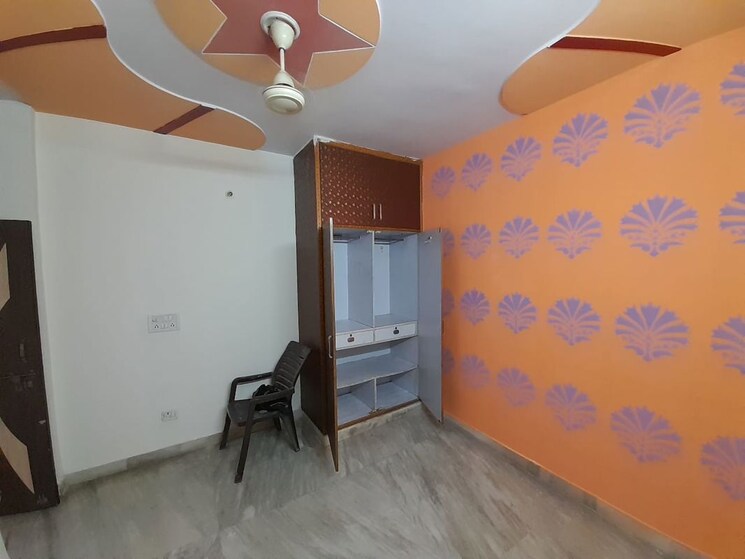 Master Bedroom, mayur vihar 1.5 Bedroom 450 Sq.Ft. Builder Floor In Mayur Vihar Delhi 9904158