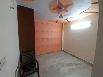 Bedroom in 1.5 BHK Builder Floor at Mayur Vihar – for Rent