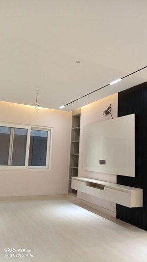 Room in 3 BHK Builder Floor at Greater Kailash I – for Sale