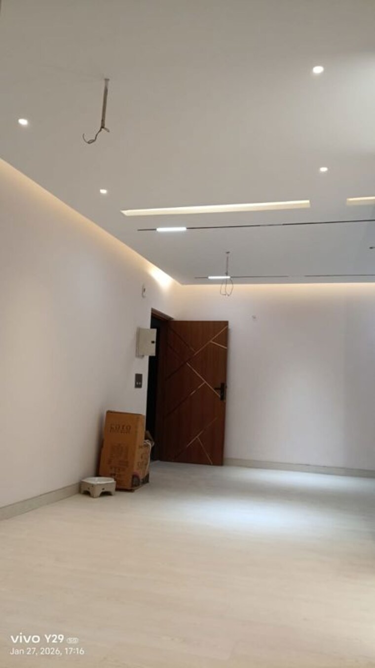 undefined, greater kailash i 3 Bedroom 250 Sq.Yd. Builder Floor In Greater Kailash I Delhi 9864097