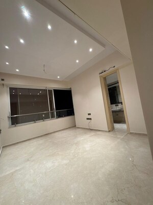 Room in 3 BHK Apartment at LnT Crescent Bay T4, Parel – for Rent