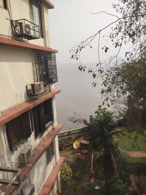 Balcony in 4 BHK Apartment at Darshan Rico, Lower Parel – for Rent