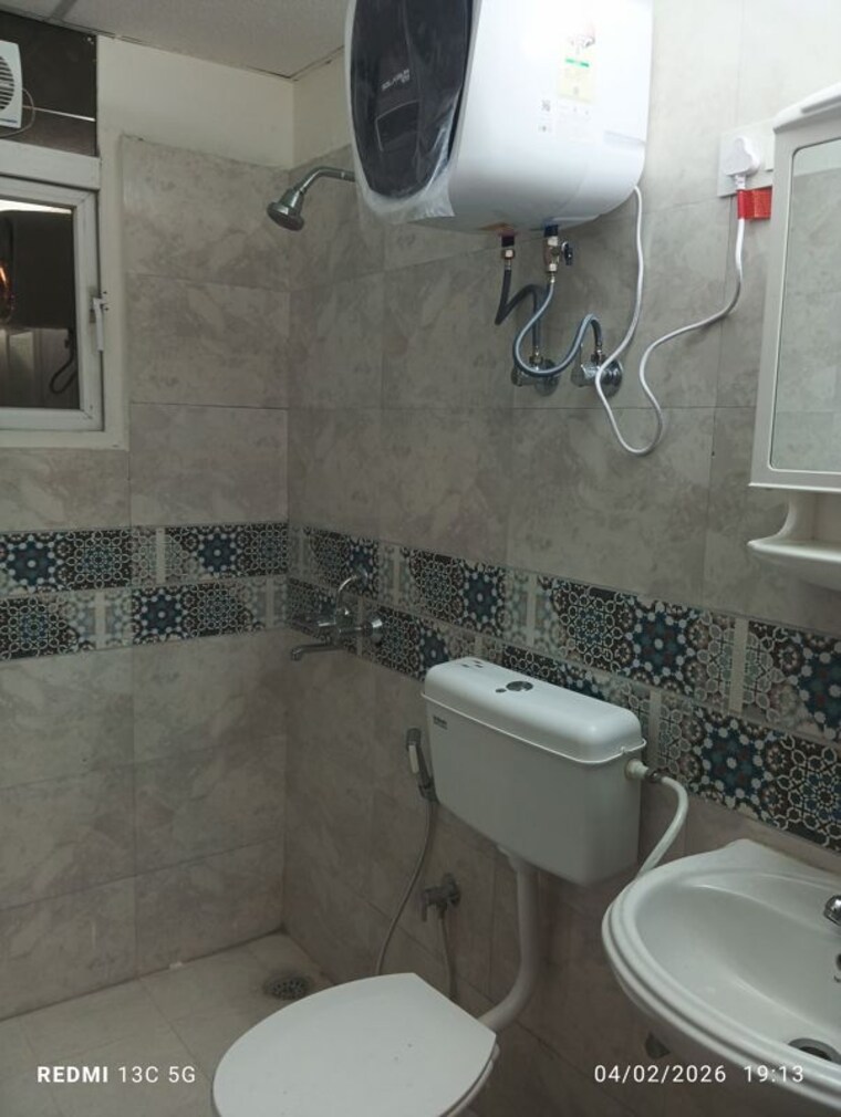 Bathroom, signature-global-prime 2 Bedroom 1232 Sq.Ft. Apartment In Sector 63a Gurgaon 9904189