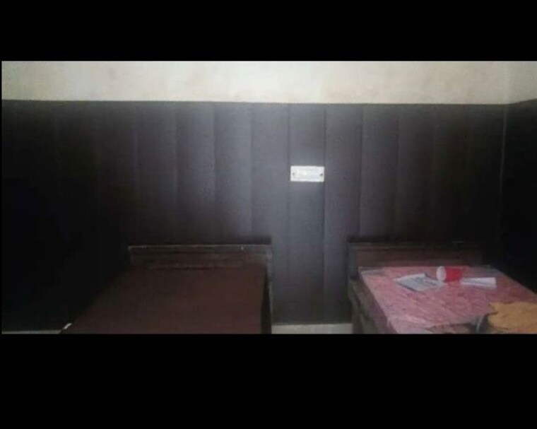 Bedroom, sector 61 2 Bedroom 500 Sq.Ft. Builder Floor In Sector 61 Chandigarh 9904192