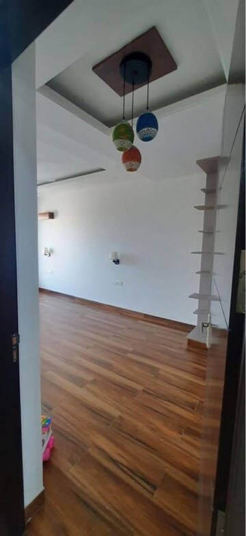 Room in 4 BHK Builder Floor at Ardee City, Sector 52 – for Sale