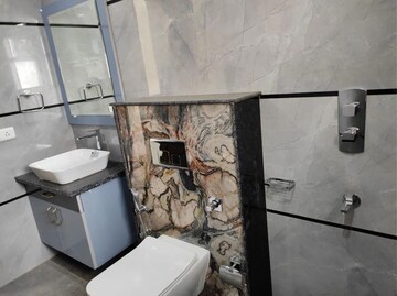 Bathroom in 4 BHK Builder Floor at Ardee City, Sector 52 – for Sale