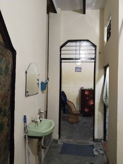 2 BHK + Extra Room Independent House For Sale in Madanpur Khadar
