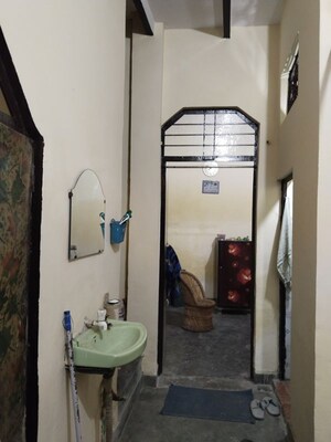 2 BHK Independent House For Sale in Madanpur Khadar