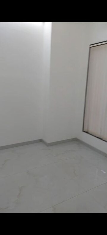 Room in 1 BHK Apartment at Goregaon West – for Sale