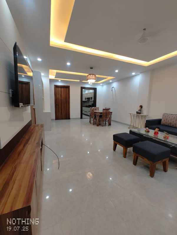 3 BHK 1650 Sq.Ft. Builder Floor in Sushant Lok 2