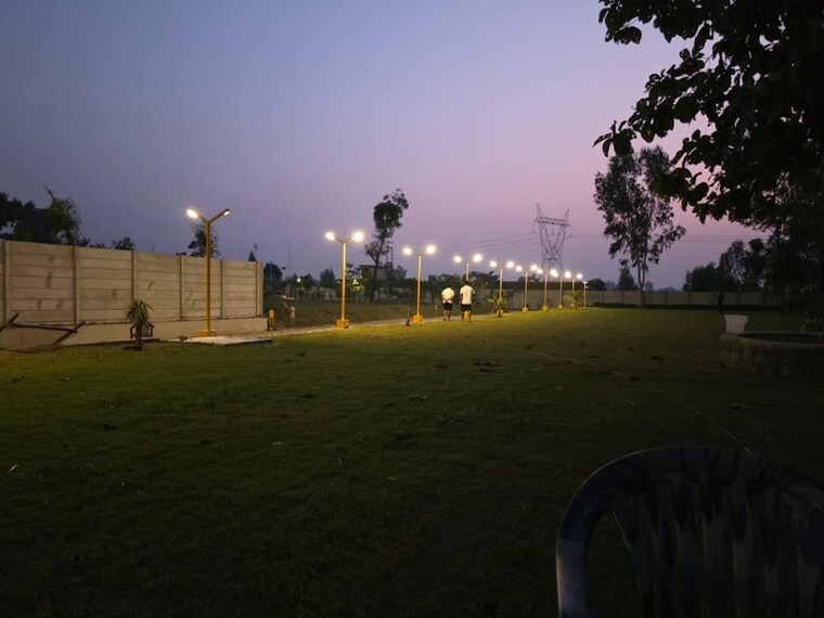 Garden, dameera-city-plots  165 Sq.Yd. Plot In Sector 121 Faridabad 9904210