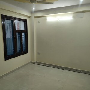 Room in 2 BHK Builder Floor at Sector 8 Dwarka – for Rent