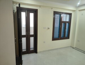 Room in 2 BHK Builder Floor at Sector 8 Dwarka – for Rent