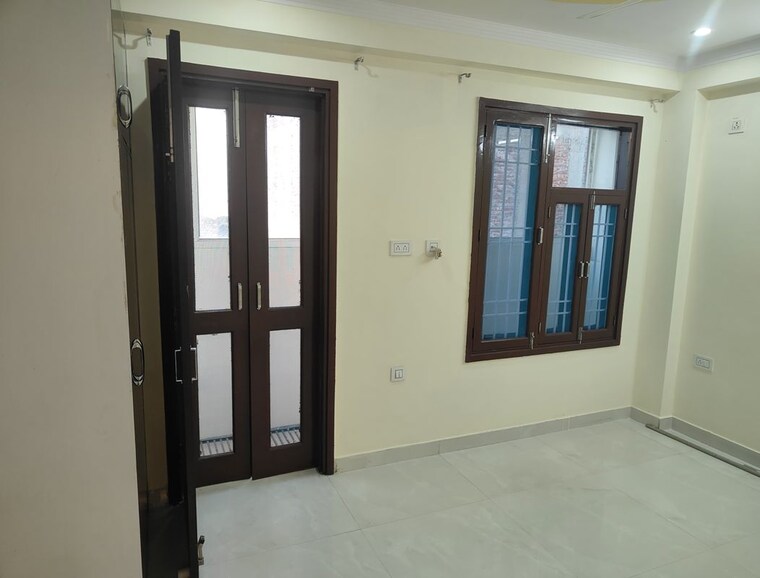 Room, sector 8 dwarka 2 Bedroom 450 Sq.Ft. Builder Floor In Sector 8 Dwarka Delhi 9904217