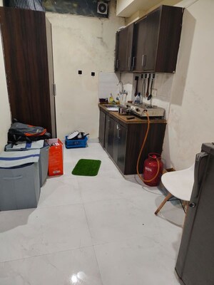 Master Bedroom in 1 RK Builder Floor at Saurabh Niwas, Sector 40 – for Rent