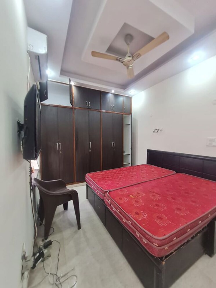 Bedroom, lajpat nagar i 2 Bedroom 900 Sq.Ft. Builder Floor In Lajpat Nagar I Delhi 9904233