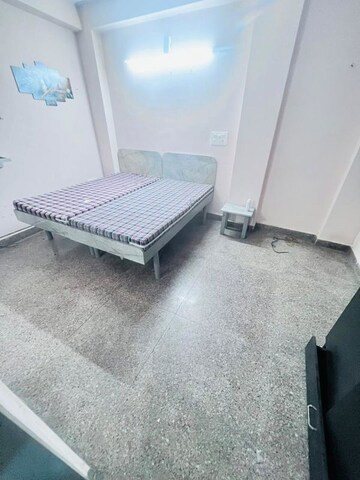 Bedroom in 1 RK Builder Floor at Greenwood City, Sector 40 – for Rent