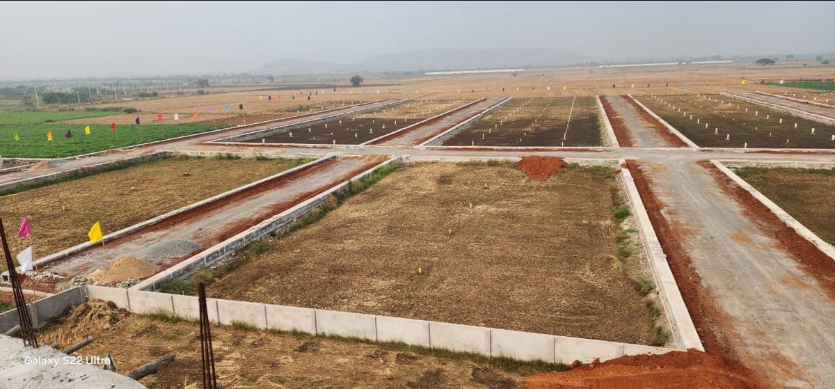 Plot For Sale in Kesarapalli