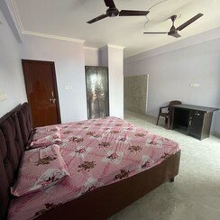 Pg For Rent in Sector 134