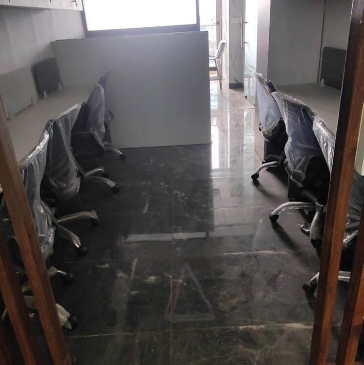 undefined, alphathum Commercial Office Space 532 Sq.Ft. In Sector 90 Noida 9904241