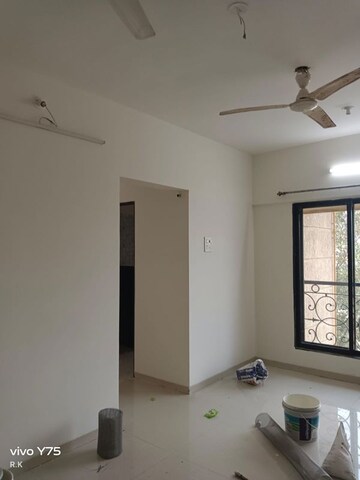 Room in 2 BHK Apartment at Mayfair Hillcrest, Powai – for Rent