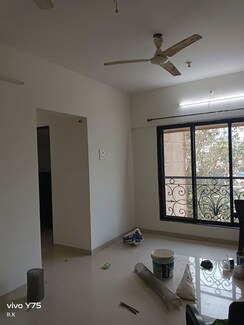 2 BHK Apartment For Rent in Mayfair Hillcrest