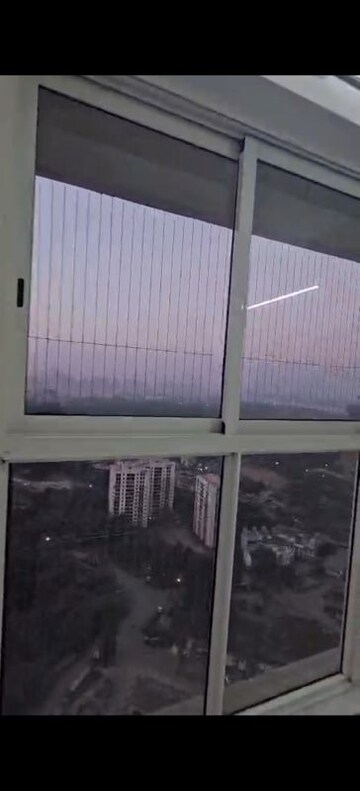 Bathroom in 3 BHK Apartment at Lodha Amara Tower 49 and 50, Kolshet Road – for Rent