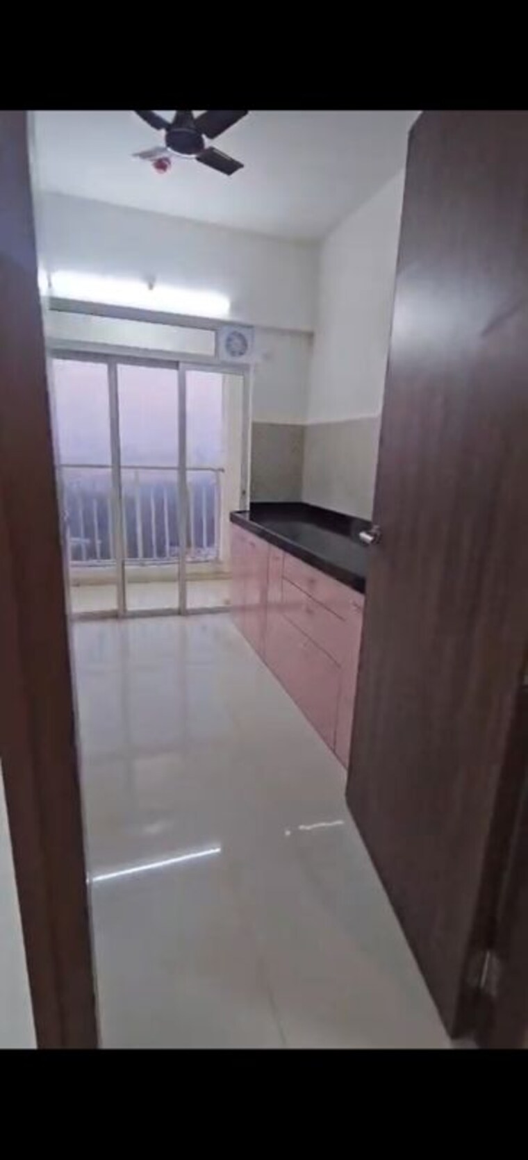 Bathroom, lodha-amara-tower-49-and-50 3 Bedroom 954 Sq.Ft. Apartment In Kolshet Road Thane 9904276