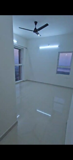 Furnished Amenities in 3 BHK Apartment at Lodha Amara Tower 49 and 50, Kolshet Road – for Rent