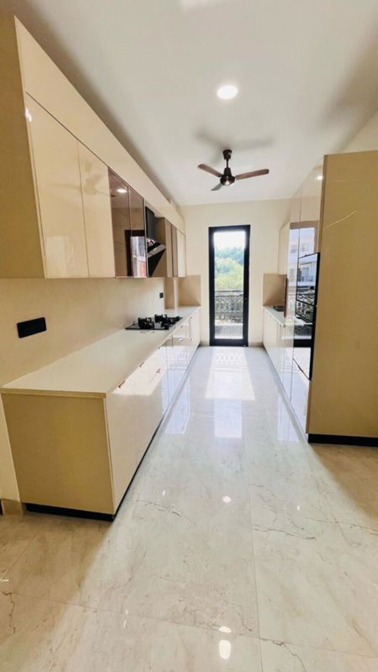undefined, bptp-green-oaks 3 Bedroom 180 Sq.Yd. Builder Floor In Sector 70a Gurgaon 9904278