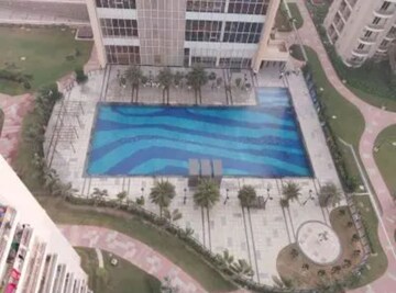 Swimming Pool in 3 BHK Apartment at BPTP Discovery Park, Sector 80 – for Rent