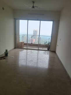 2 BHK Apartment For Rent in L&T Crescent Bay T2