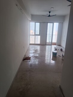 2 BHK Apartment For Rent in LnT Crescent Bay T3
